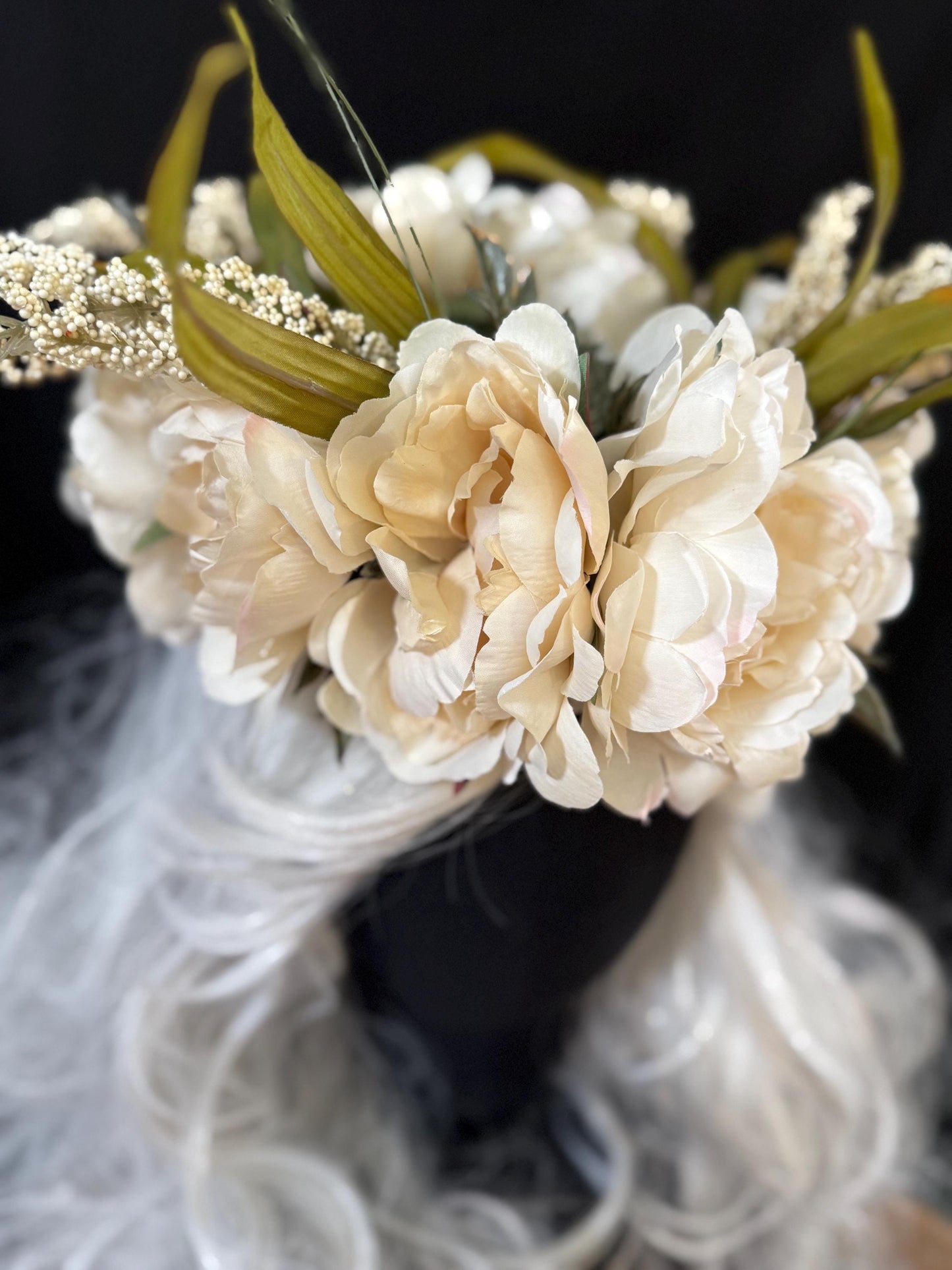 Cream Dream Floral Halo,Flower Tiara,Flower Crown,Elven Princess Headpiece,Fairy-core,Renaissance Faire,Special Occasion Photoshoot