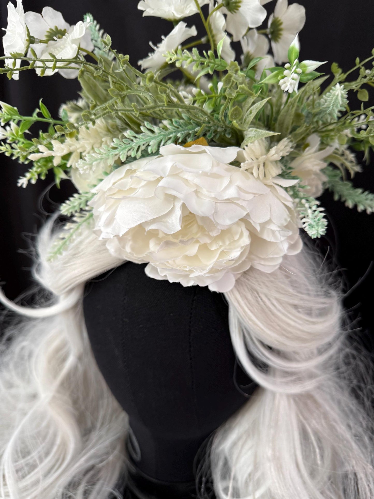 White Knight Floral Halo,Flower Tiara,Flower Crown,Elven Princess Headpiece,Fairy-core,Renaissance Faire,Special Occasion Photoshoot