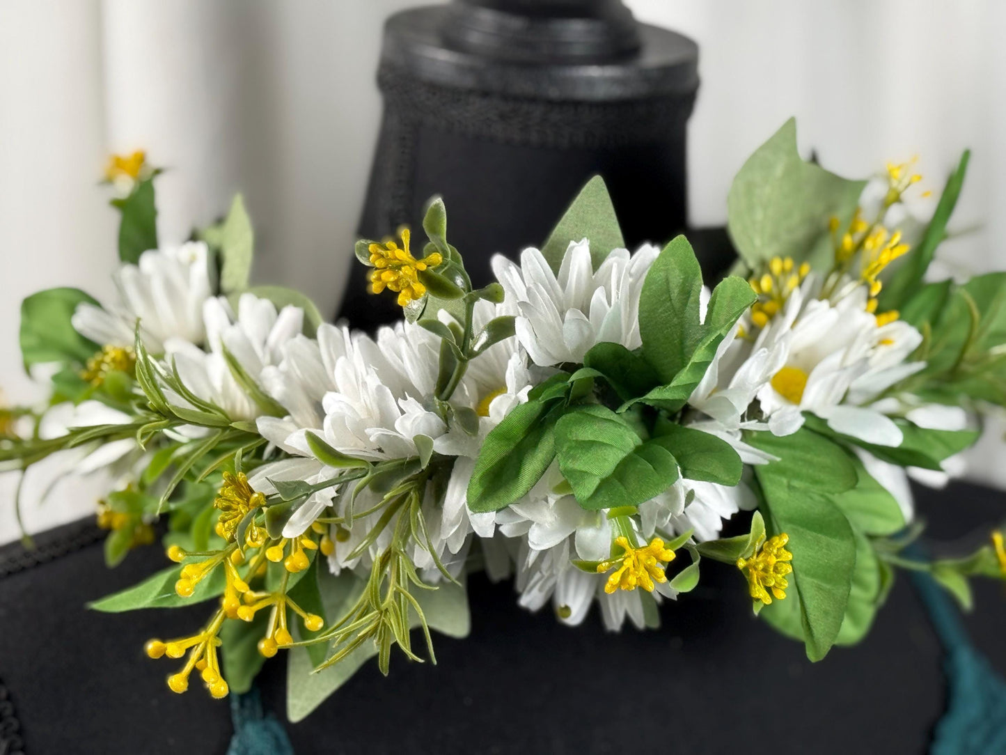 Daisy Duke Floral Garland,Flower Tiara,Flower Crown,Elven Princess,Fairy-core,Renaissance Faire,Special Occasion Photoshoot,White | Yellow