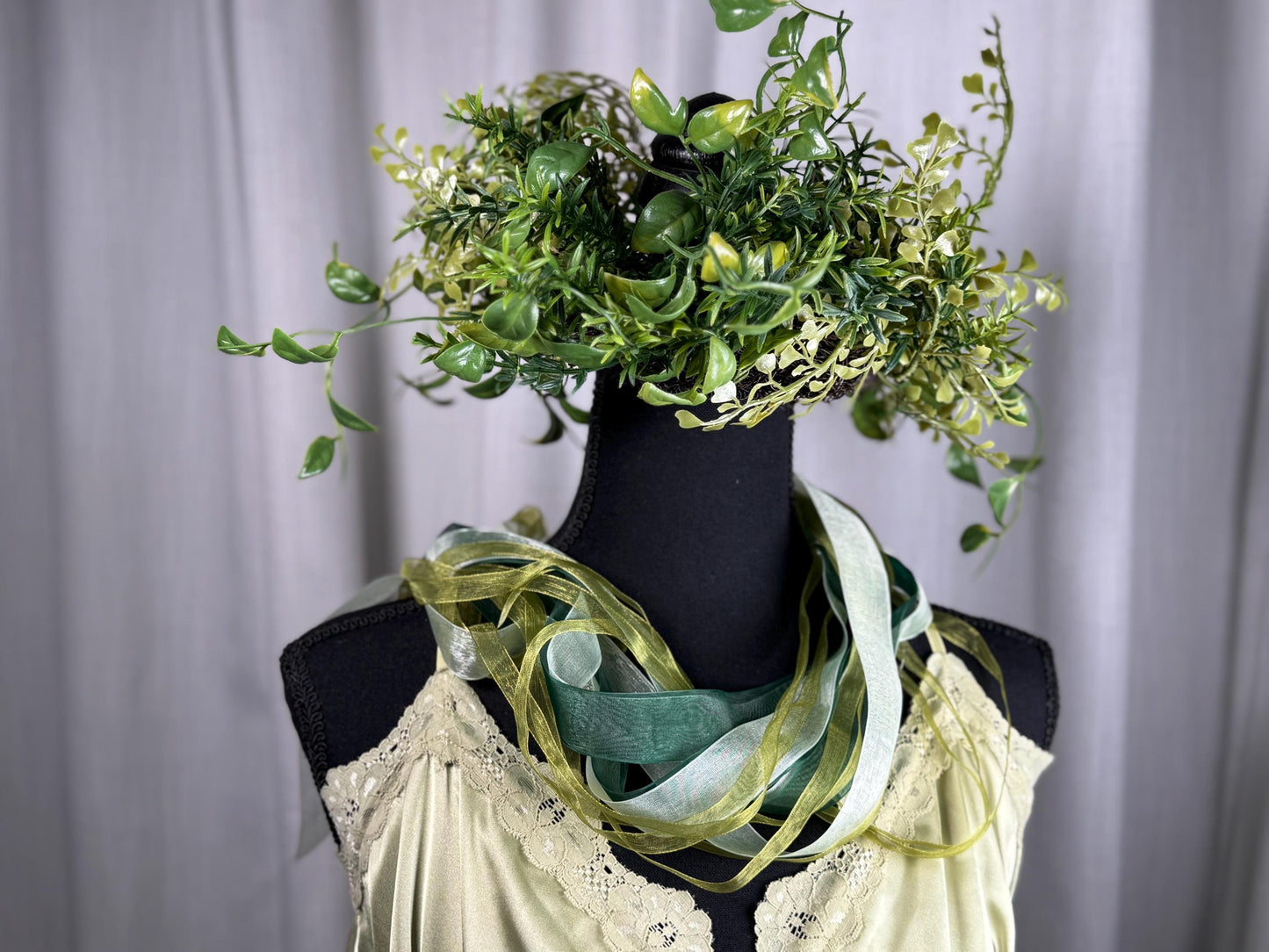 Spring Greens Floral Halo,Flower Tiara,Flower Crown,Elven Princess Headpiece,Fairy-core,Renaissance Faire,Special Occasion Photoshoot