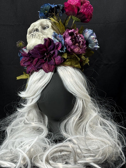 Goodbye Lover Fascinator, Gothic Skull Crown, Dark Romantic Crown, Victorian Gothic Fascinator, Witchy Crown, Fantasy Floral Skull Headpiece