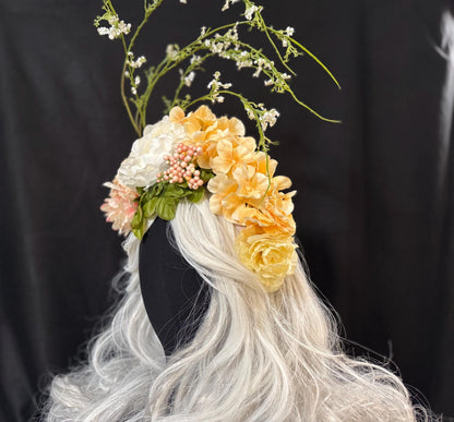 Peachy Keene Fascinator, Peach Floral Crown Headpiece, Flower Crown Fascinator, Garden Headpiece, Wedding Fascinator, Fairycore Crown