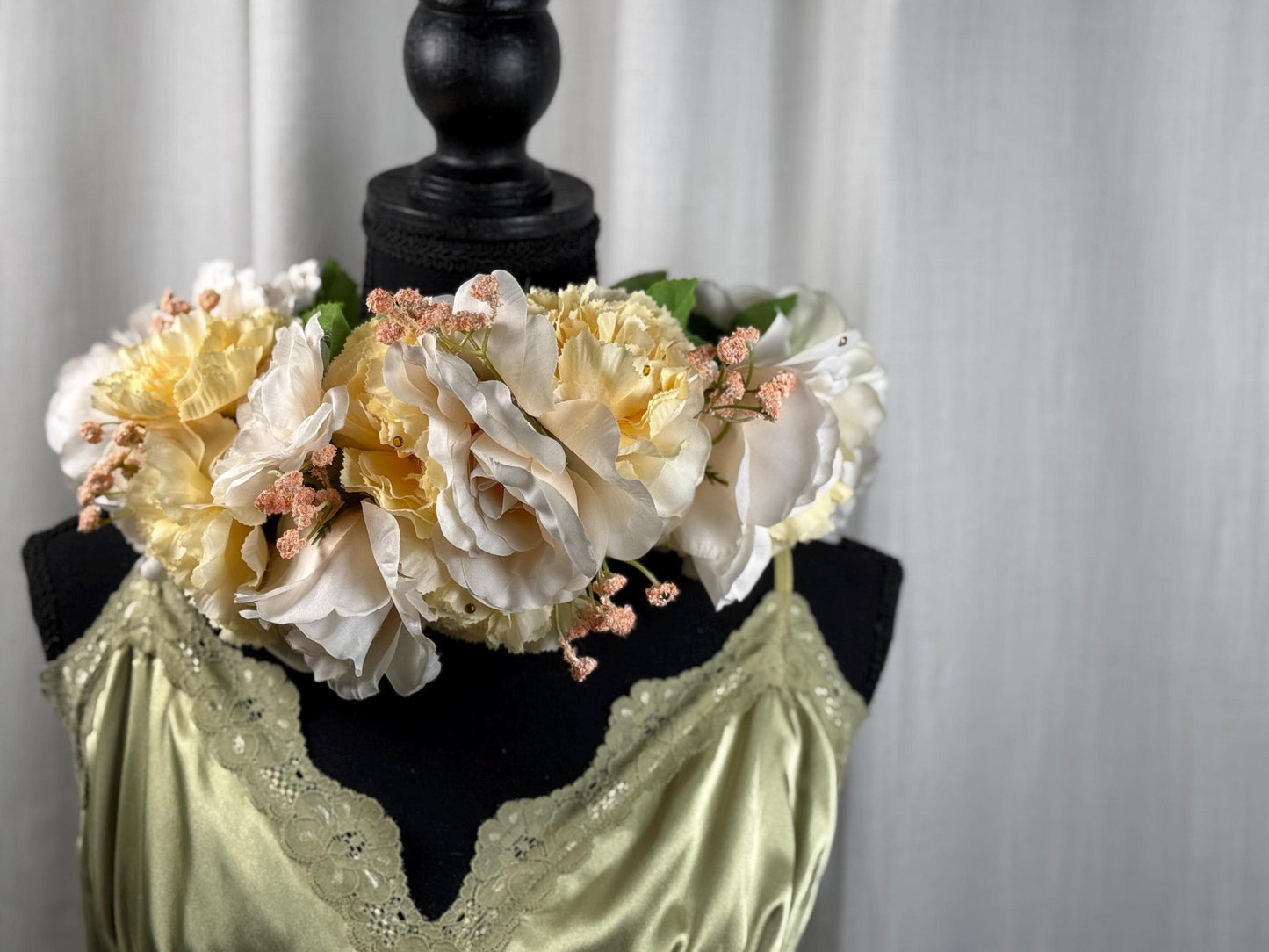 Creamsicle Floral Garland,Flower Tiara,Flower Crown,Elven Princess Headpiece,Fairy-core,Renaissance Faire,Special Occasion Photoshoot