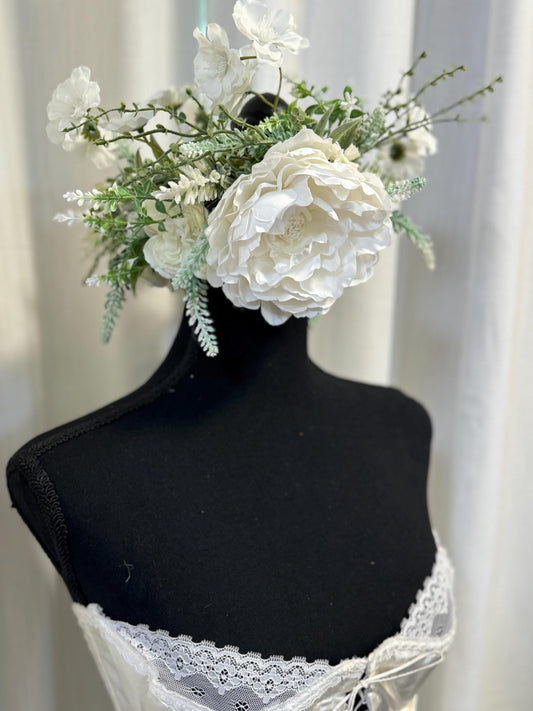 White Knight Floral Halo,Flower Tiara,Flower Crown,Elven Princess Headpiece,Fairy-core,Renaissance Faire,Special Occasion Photoshoot