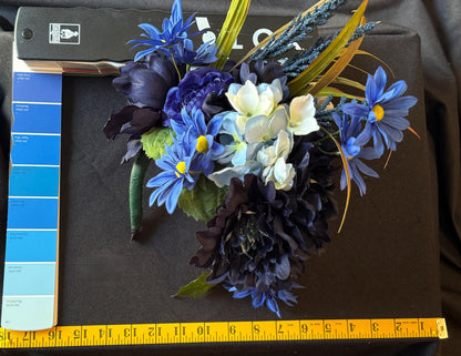 Violets are Blue Fascinator, Blue Floral Crown Headpiece, Flower Crown Fascinator, Fairycore Headpiece, Wedding Fascinator, Garden Crown