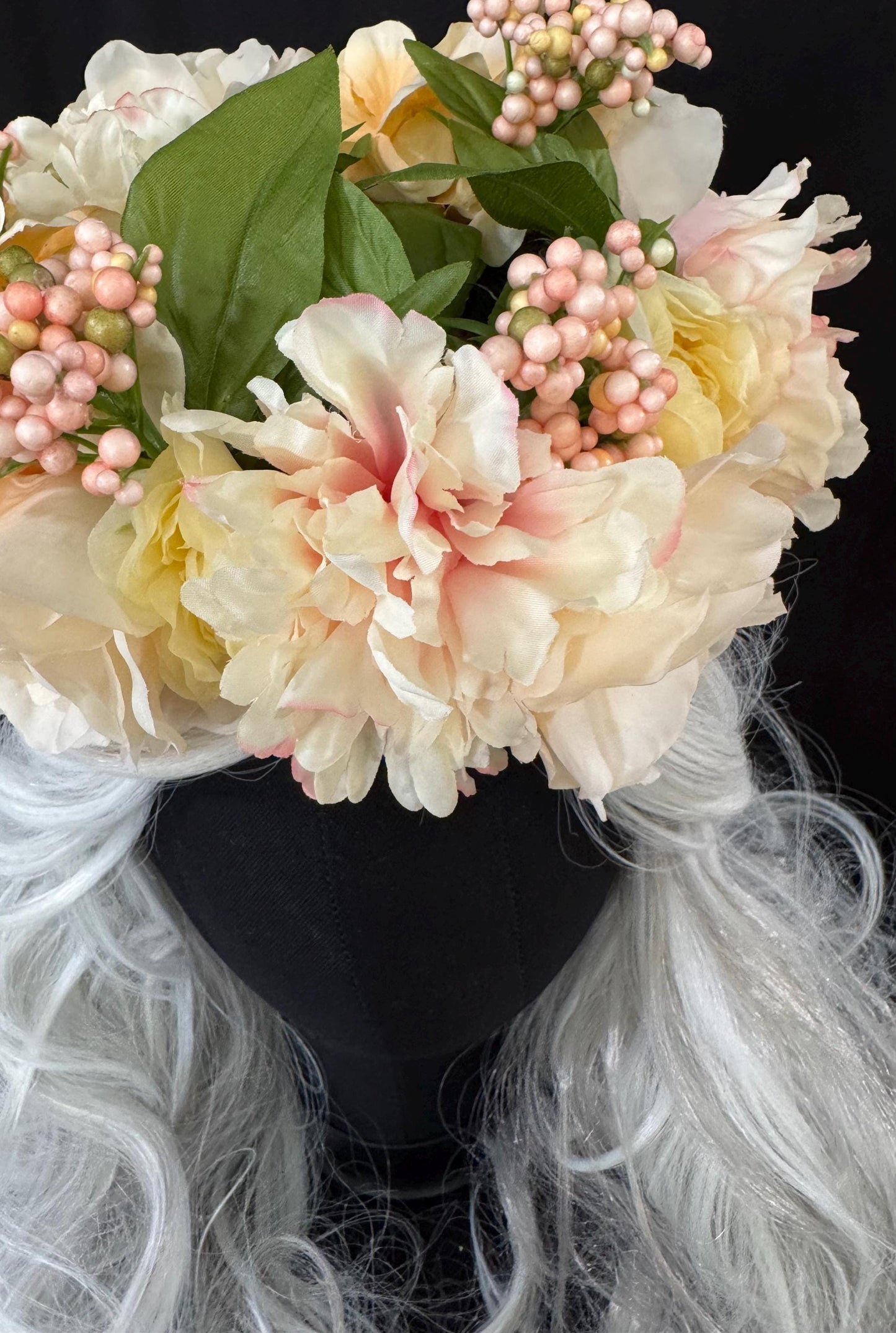 Peaches & Cream Floral Halo,Flower Tiara,Flower Crown,Elven Princess Headpiece,Fairy-core,Renaissance Faire,Special Occasion Photoshoot