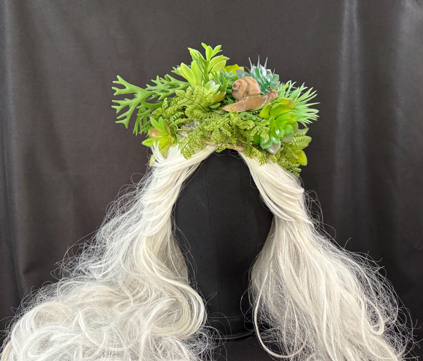 Secret Snail Trail Fascinator, Woodland Fairy Crown, Moss Green Headpiece, Cottagecore Hat, Fantasy Forest Crown, Whimsical Nature Headpiece