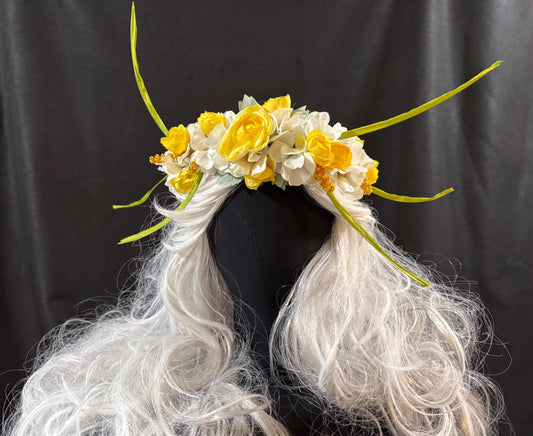Sunshine Floral Garland,Flower Tiara,Flower Crown,Elven Princess Headpiece,Fairy-core,Renaissance Faire,Special Occasion Photoshoot,Yellow