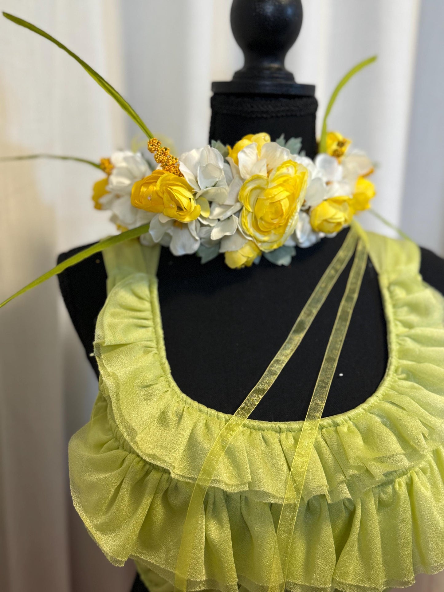 Sunshine Floral Garland,Flower Tiara,Flower Crown,Elven Princess Headpiece,Fairy-core,Renaissance Faire,Special Occasion Photoshoot,Yellow