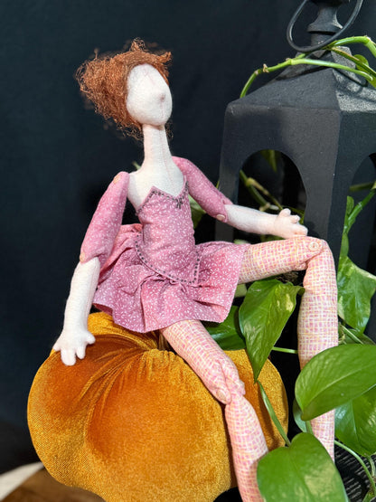 Oracle Mist Faerie Friend – Handmade Pixie Art Doll – One-of-a-Kind Fantasy Companion – Ren Faire / LARP Familiar – Fairycore Collectible