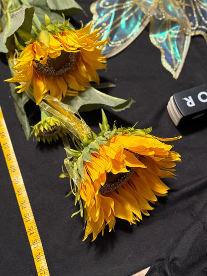 Child Sunflower Fairy Costume – Golden Wings & Flower Crown – Sunbeam Sprite of the Meadow Path – Fairy Party / Ren Faire Outfit – Size 6–8