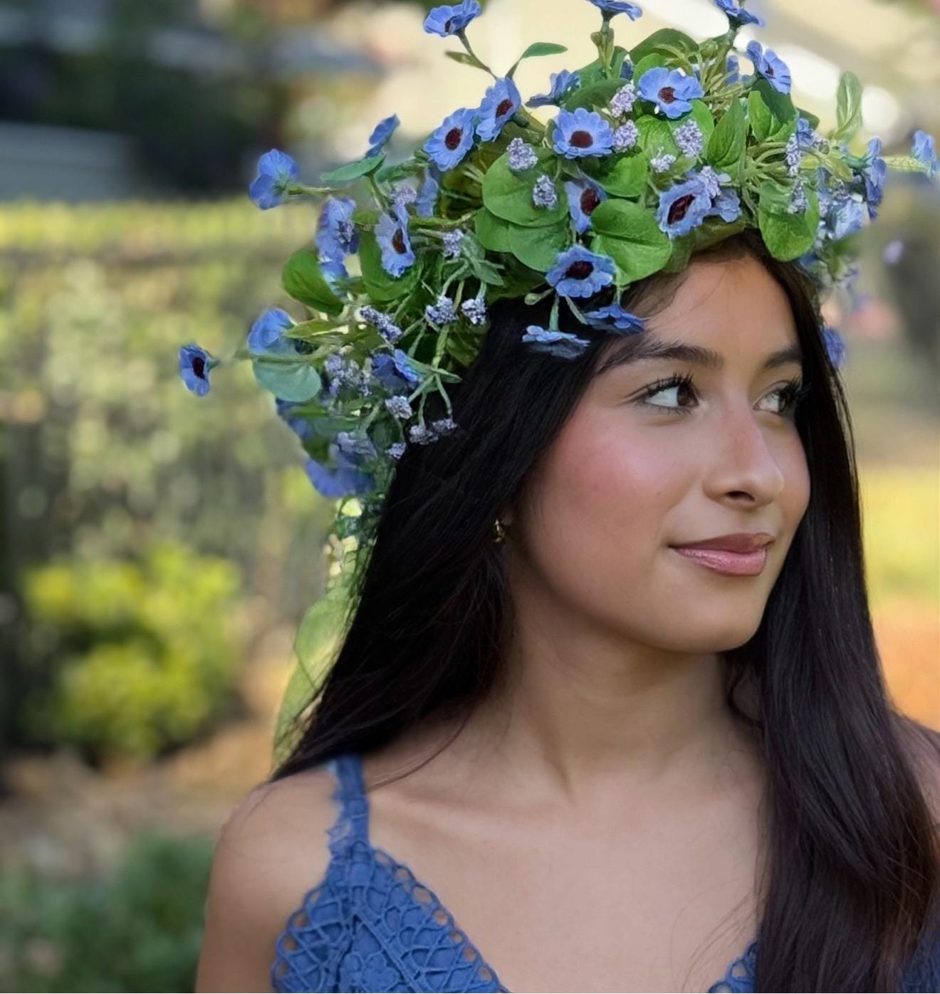 Daisy Mae Floral Garland,Flower Tiara,Flower Crown,Elven Princess Headpiece,Fairy-core,Renaissance Faire,Special Occasion Photoshoot