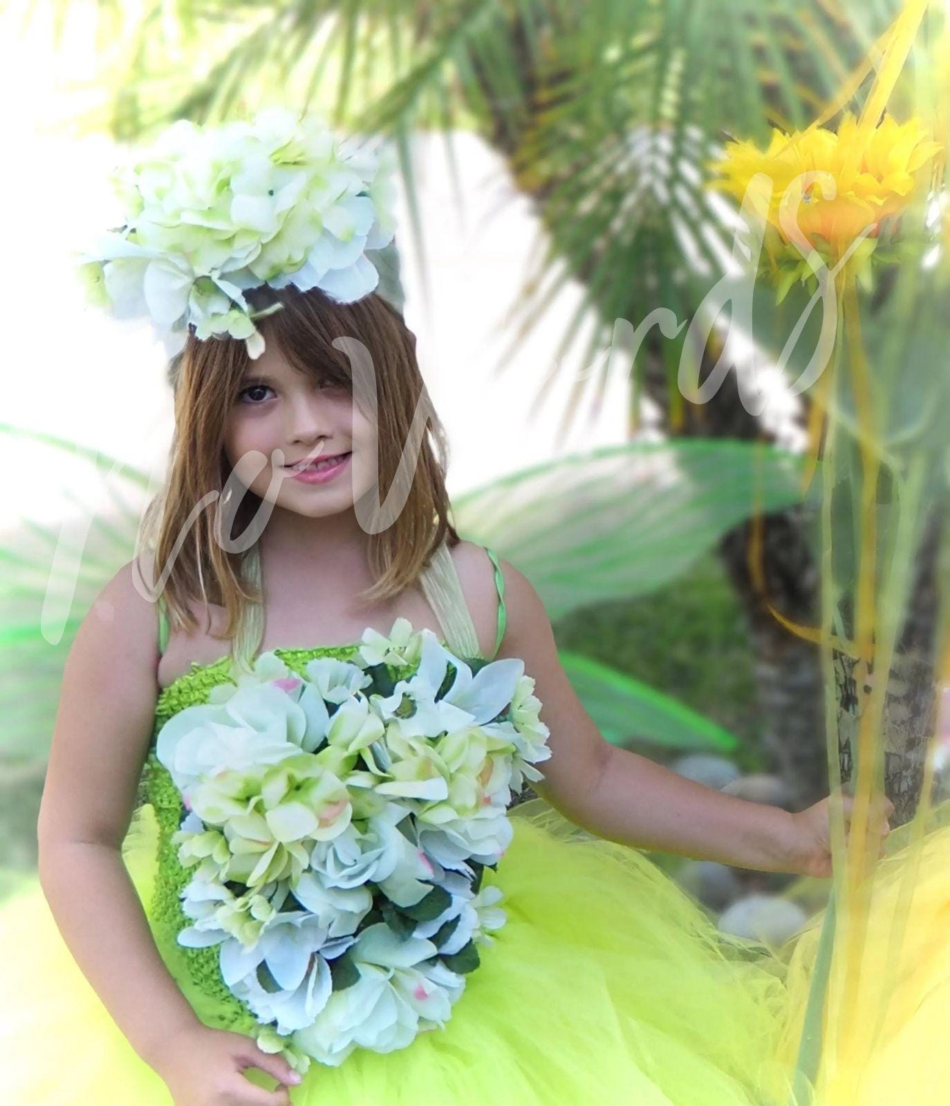 Child Meadow Fairy Costume – Green Wings & Floral Crown – Mist Sprite of the Meadowlands – Fairy Party / Ren Faire Outfit – Size 6–8