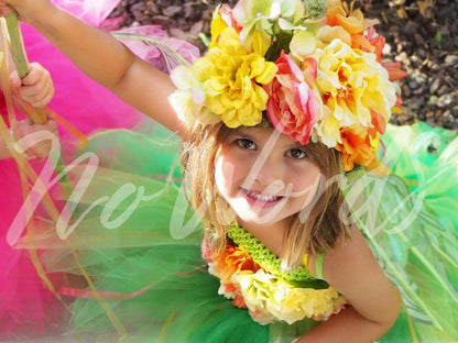 Child Garden Fairy Costume – Green Wings & Floral Crown – Sunbeam Nymph of the Summer Glade – Fairy Party / Ren Faire Outfit – Size 6–8