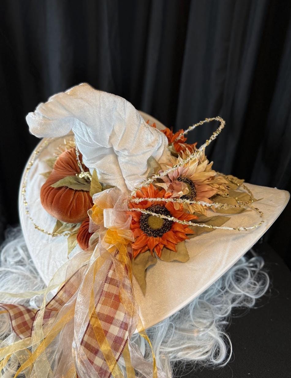 Wiccan White Witch Hat – White Velvet Witch Hat, Autumn Harvest Hat, Light Witch Aesthetic, Halloween Costume, Ren Faire, Cosplay Headpiece