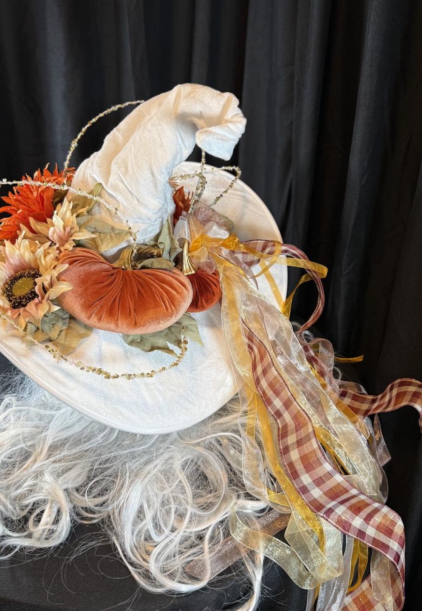 Wiccan White Witch Hat – White Velvet Witch Hat, Autumn Harvest Hat, Light Witch Aesthetic, Halloween Costume, Ren Faire, Cosplay Headpiece