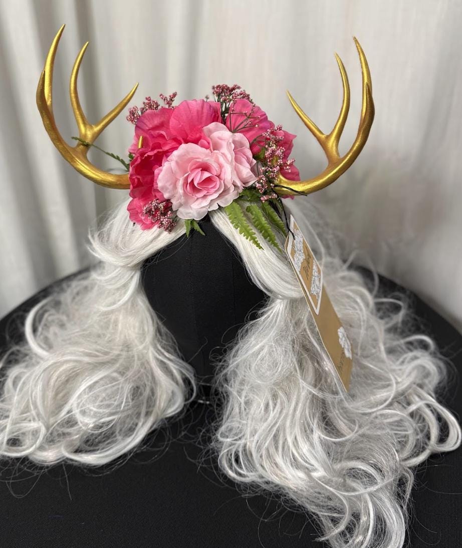 Heart of Spring Antler Headdress, Floral Horn Crown, Fairy Flower Crown, Elven Tiara, Woodland Headpiece, Ren Faire Costume, Photoshoot Prop