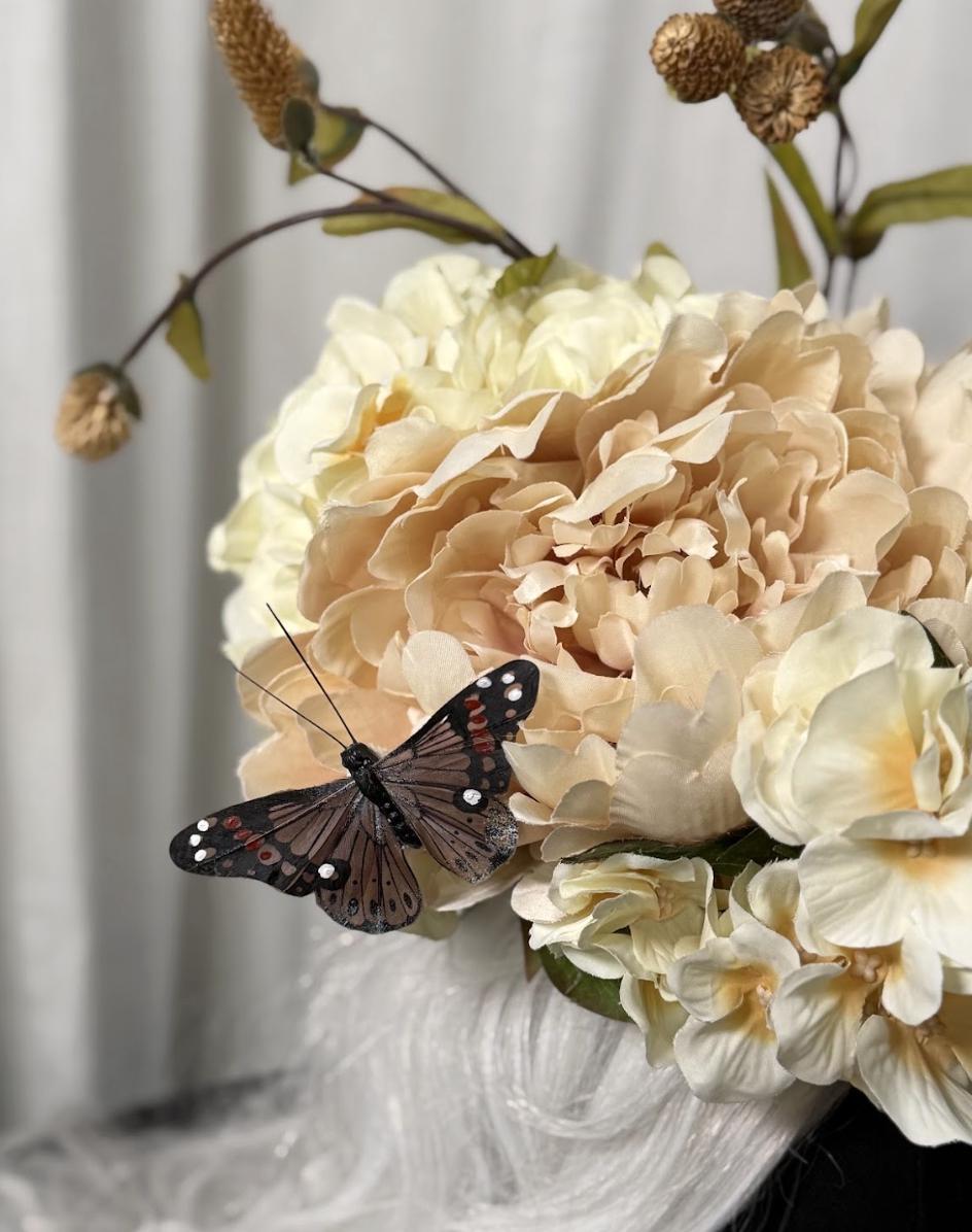 Dreams in Cream Halo Headdress, Bridal Flower Crown, Cherub Halo, Fairy Crown, Wedding Headpiece, Cottagecore Crown, Photoshoot Prop