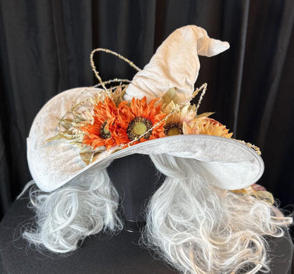 Wiccan White Witch Hat – White Velvet Witch Hat, Autumn Harvest Hat, Light Witch Aesthetic, Halloween Costume, Ren Faire, Cosplay Headpiece