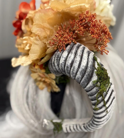 Horned Headdress Flower Crown, Ram Horn Headpiece, Elven Tiara, Fairy Crown, Ren Faire Costume, Fantasy Headpiece, Photoshoot Prop