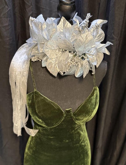 Silver Solstice Poinsettia Garland | Sparkling Silver Christmas Crown, Winter Gala Halo, Ice Queen Tiara, Holiday Photoshoot Headpiece
