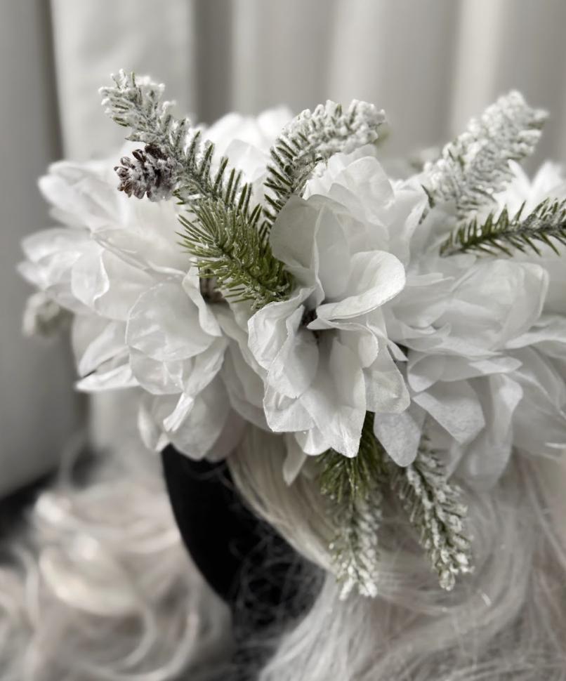 Winterborne Snowy Poinsettia Holiday Garland | White Christmas Crown, Ice Queen Halo, Winter Wedding Headpiece, Frosted Floral Tiara