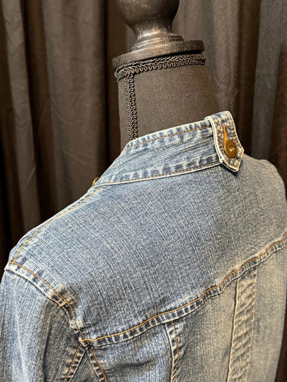 Vintage Denim Jacket L – Belted Women's Jean Jacket Medium Wash – Forever in Blue Jeans Inspo Closet