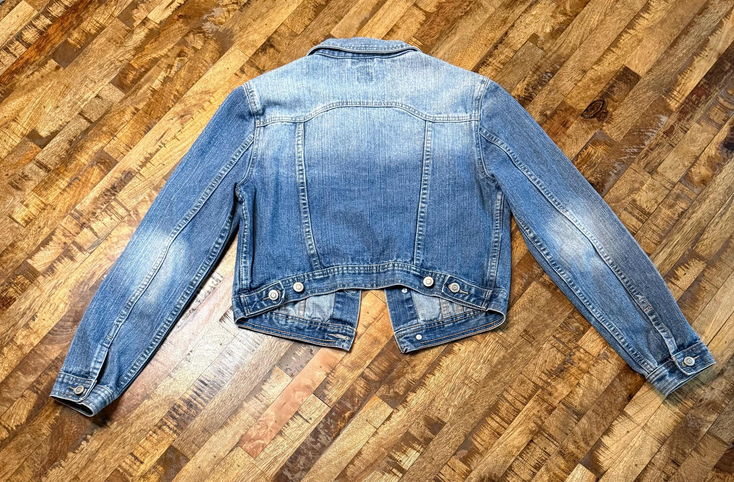 Vintage Denim Jacket S 2B BEBE – Light Wash Women's Jean Jacket – Forever in Blue Jeans Inspo Closet