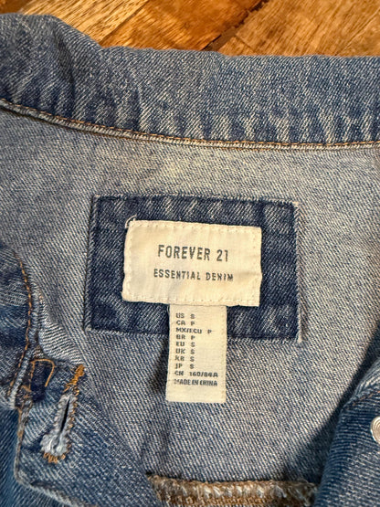 Vintage Denim Jacket S FOREVER21 – Medium Light Wash Women's Jean Jacket – Forever in Blue Jeans Inspo Closet