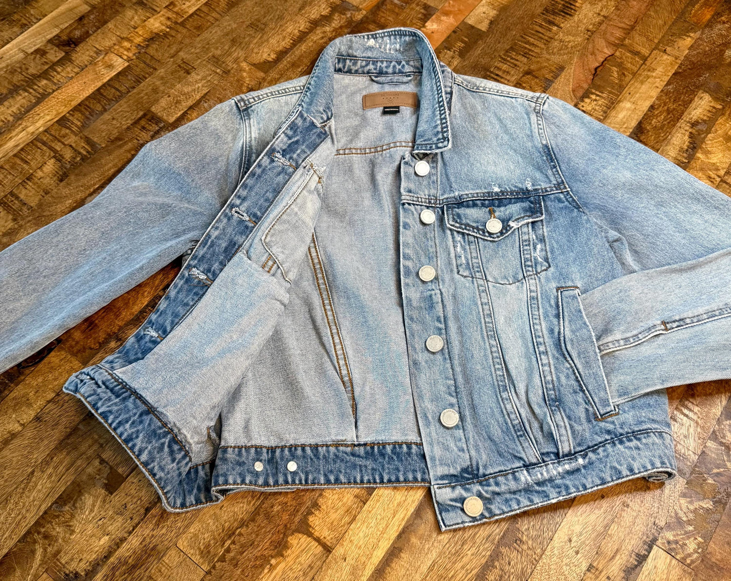 Vintage Denim Jacket M BLANK NYC – Light Wash Women's Jean Jacket – Forever in Blue Jeans Inspo Closet