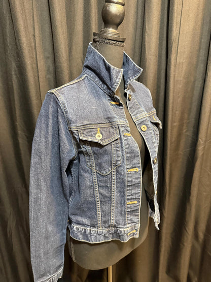 Vintage Denim Jacket S UNIQLO – Dark Wash Women's Jean Jacket – Forever in Blue Jeans Inspo Closet