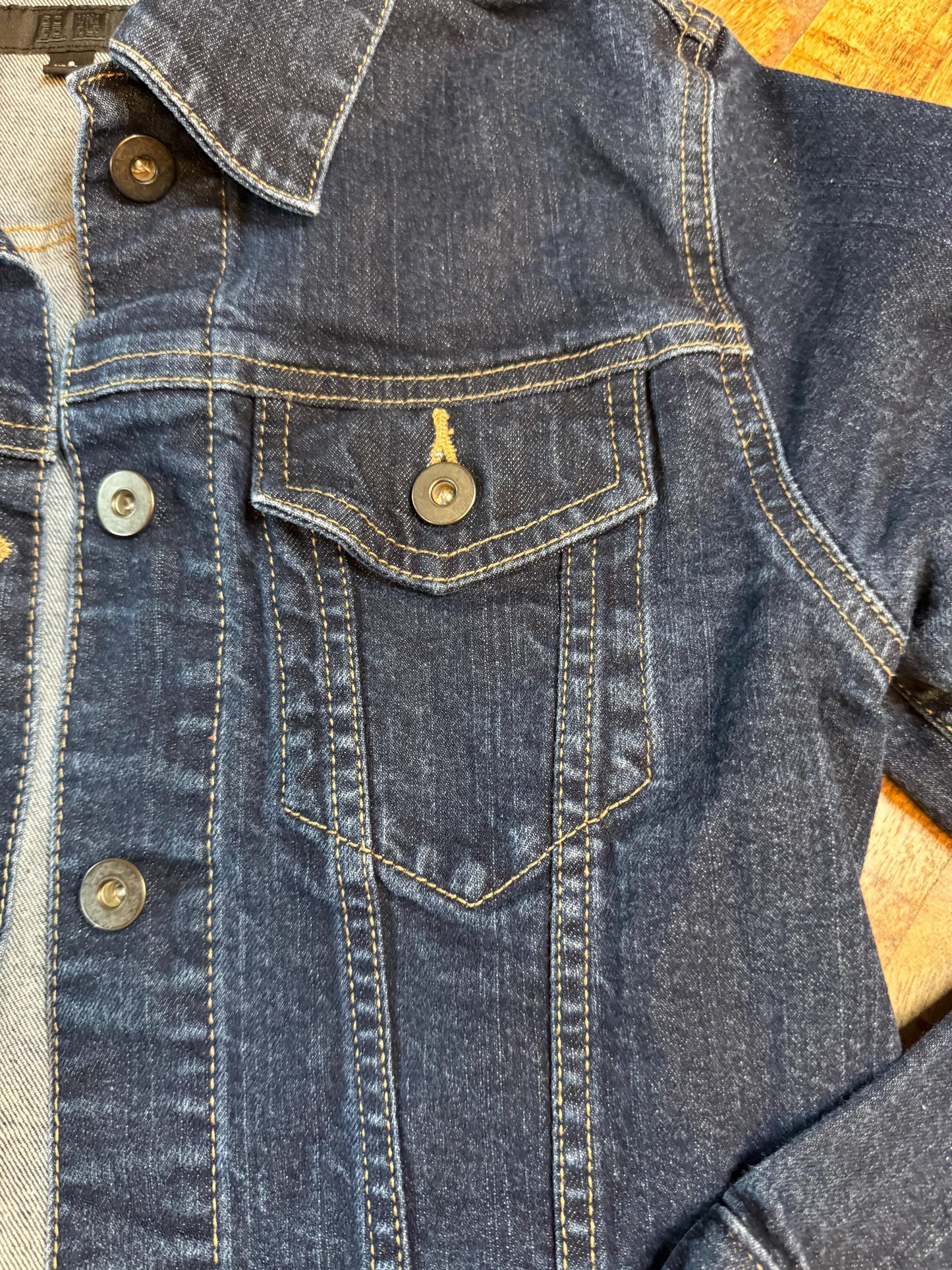 Vintage Denim Jacket S UNIQLO – Dark Wash Women's Jean Jacket – Forever in Blue Jeans Inspo Closet