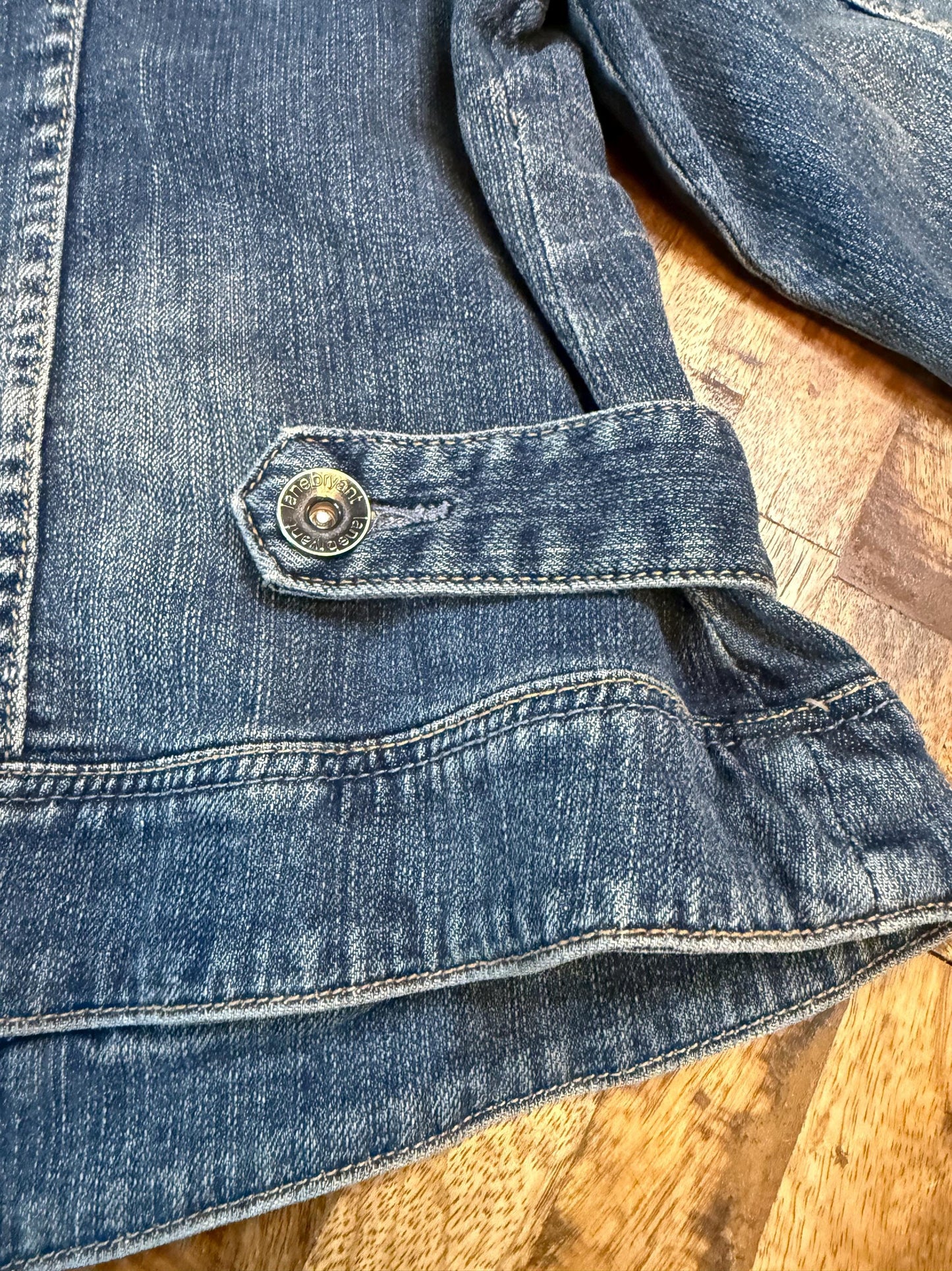 Vintage Denim Jacket 14 LANE BRYANT – Medium Wash Women's Jean Jacket – Forever in Blue Jeans Inspo Closet