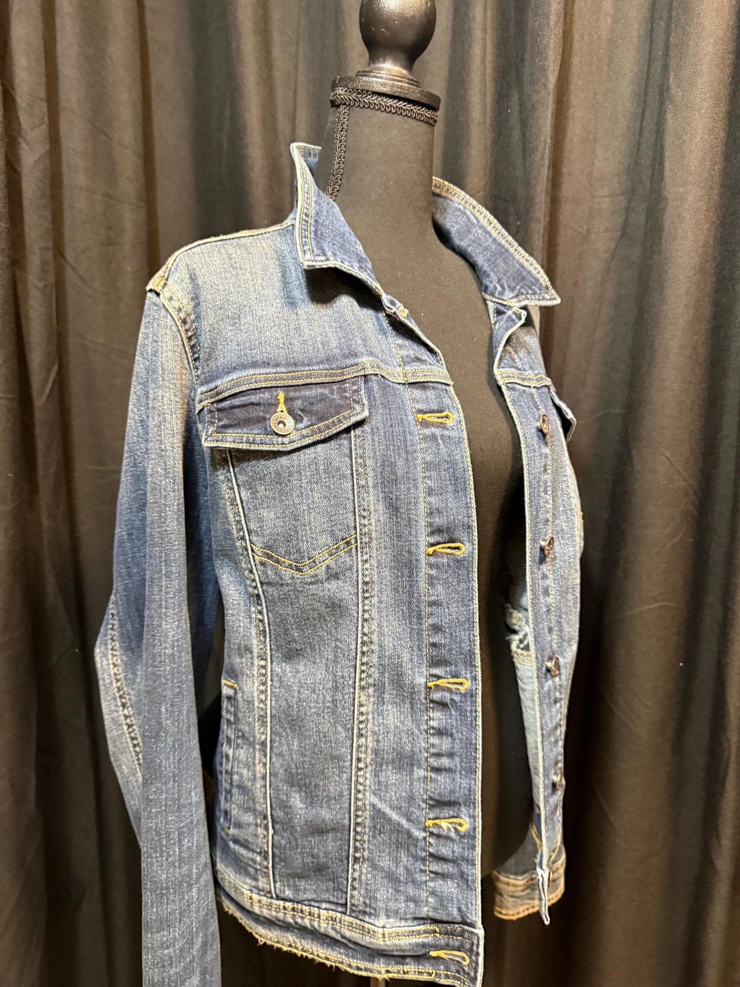 Vintage Denim Jacket XXL MERONA – Dark Wash Women's Stretch Jean Jacket – Forever in Blue Jeans Inspo Closet