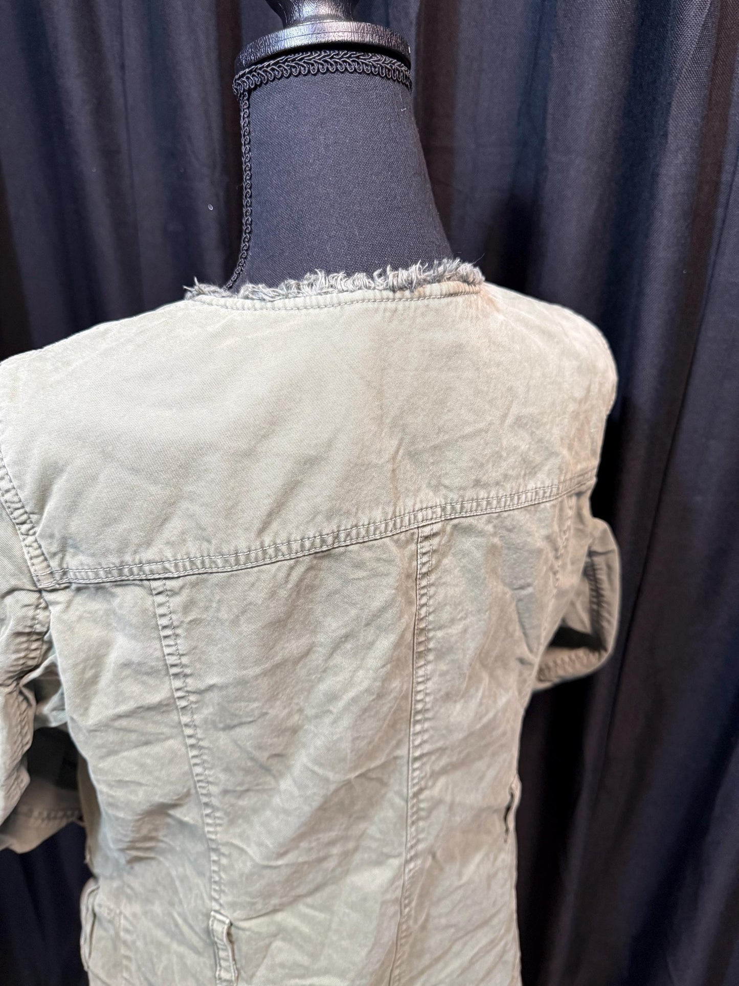 Vintage Olive Military Utility Jacket M BANANA REPUBLIC – Collarless Multi Pocket Field Jacket – Fortunate Son Inspo Closet