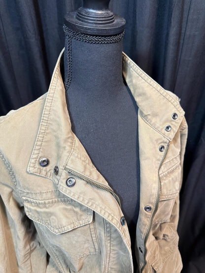Vintage Olive Military Utility Jacket M BANANA REPUBLIC – Drawstring Waist Field Jacket – Fortunate Son Inspo Closet