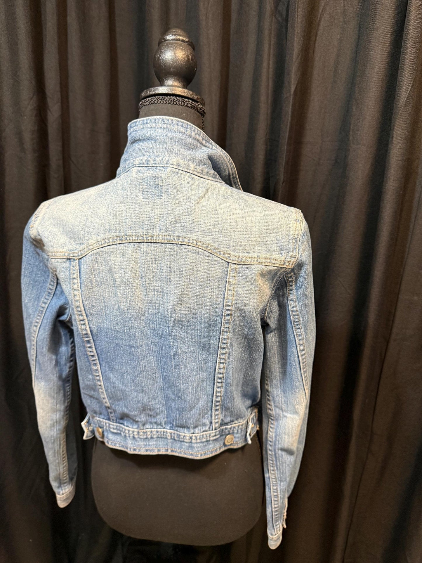 Vintage Denim Jacket S 2B BEBE – Light Wash Women's Jean Jacket – Forever in Blue Jeans Inspo Closet