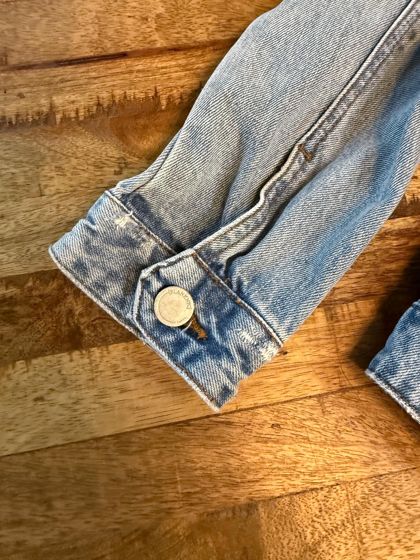 Vintage Denim Jacket M BLANK NYC – Light Wash Women's Jean Jacket – Forever in Blue Jeans Inspo Closet