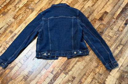 Vintage Denim Jacket S UNIQLO – Dark Wash Women's Jean Jacket – Forever in Blue Jeans Inspo Closet