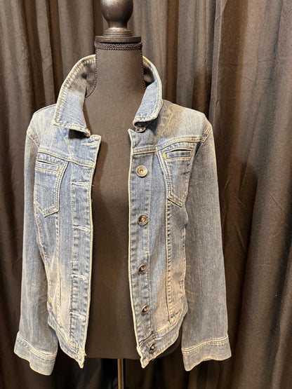 Vintage Denim Jacket 14 LANE BRYANT – Medium Wash Women's Jean Jacket – Forever in Blue Jeans Inspo Closet