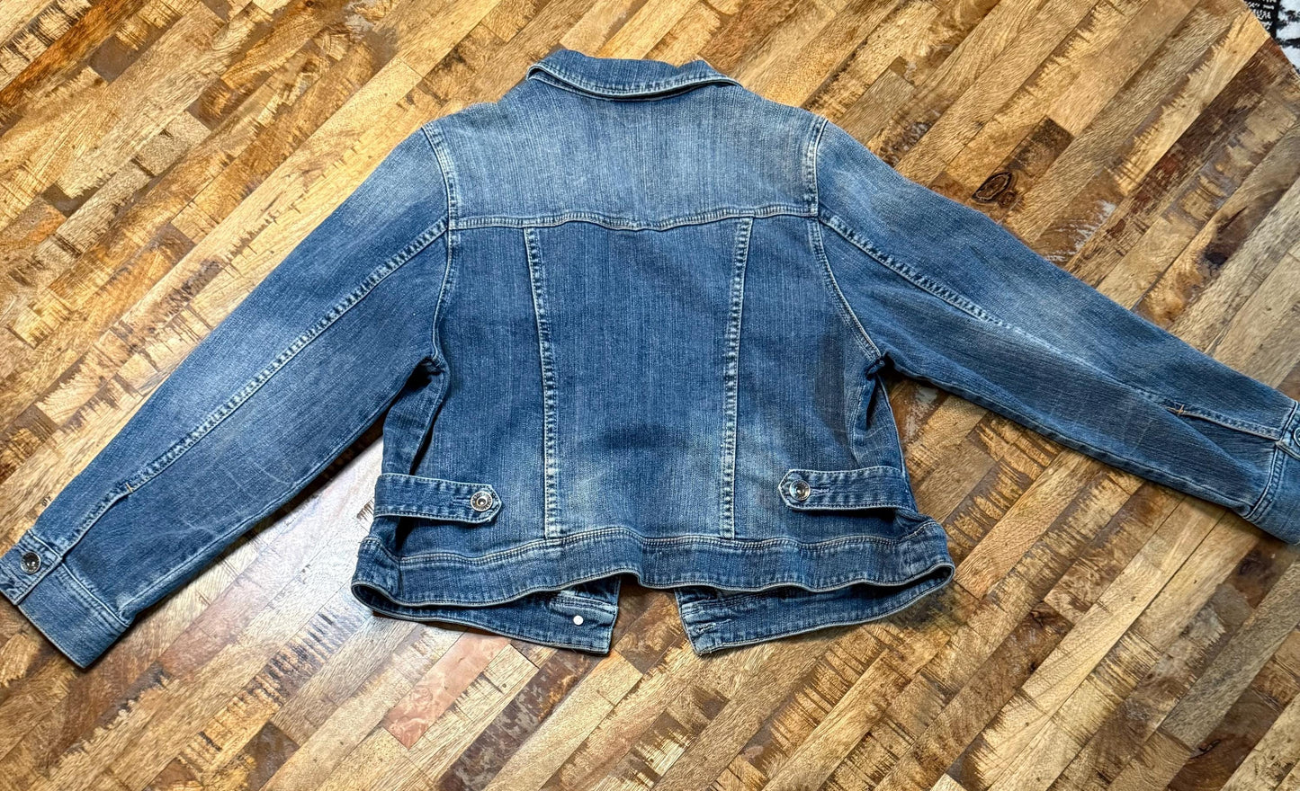 Vintage Denim Jacket 14 LANE BRYANT – Medium Wash Women's Jean Jacket – Forever in Blue Jeans Inspo Closet