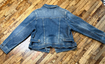 Vintage Denim Jacket 14 LANE BRYANT – Medium Wash Women's Jean Jacket – Forever in Blue Jeans Inspo Closet