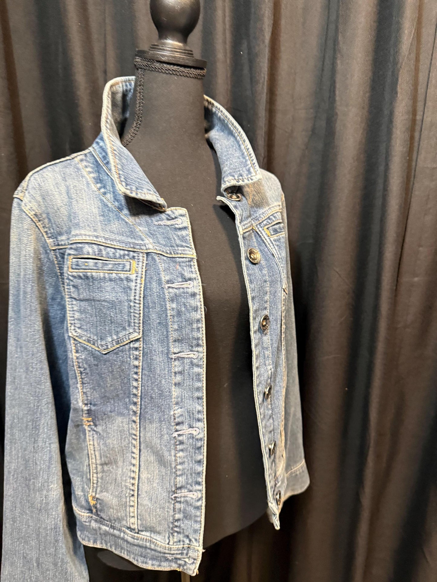 Vintage Denim Jacket 14 LANE BRYANT – Medium Wash Women's Jean Jacket – Forever in Blue Jeans Inspo Closet