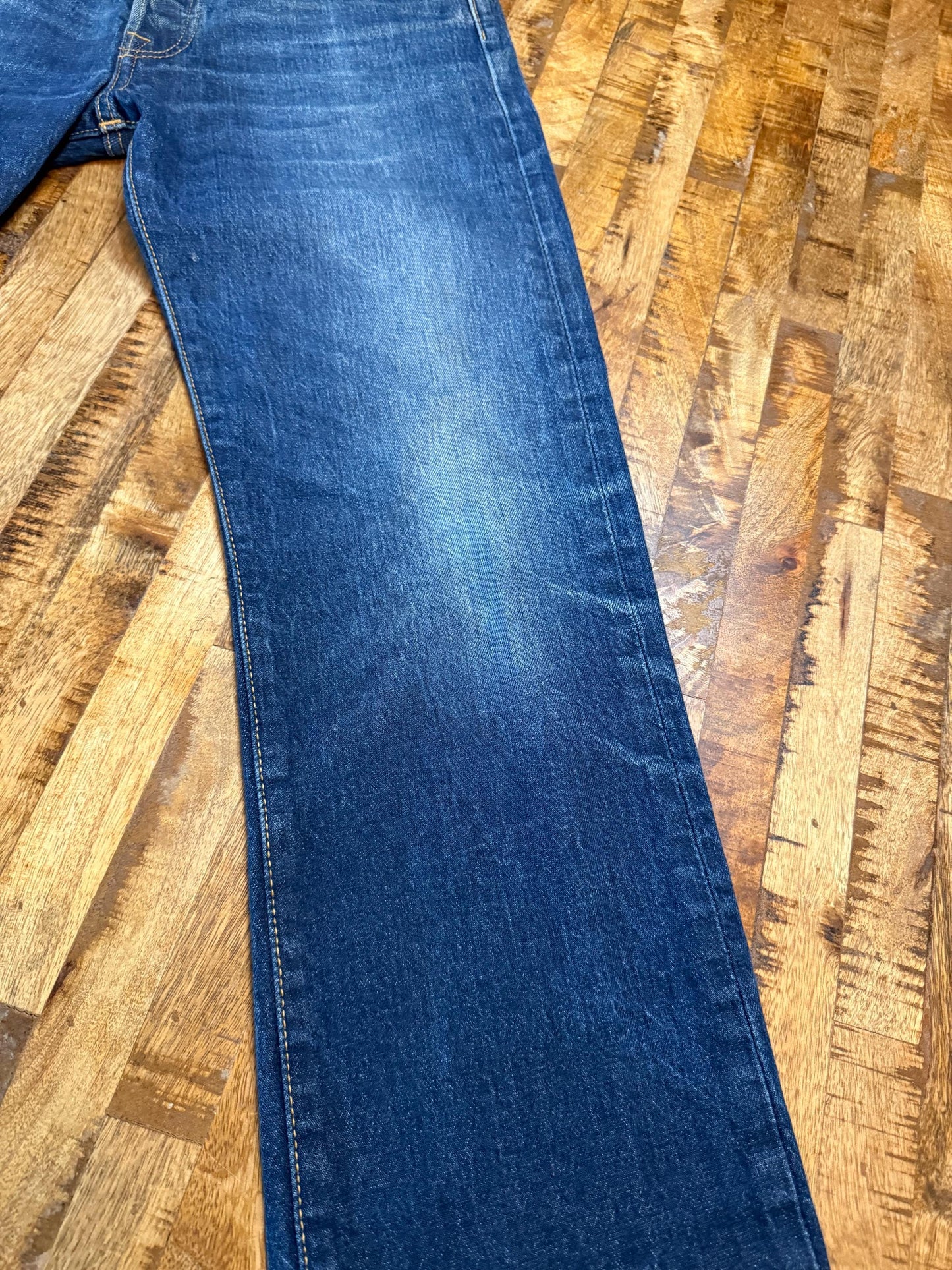 Vintage Levi 501 Jeans 33x32 – Button Fly Classic Fit Denim Jeans Dark Wash – Forever in Blue Jeans Inspo Closet