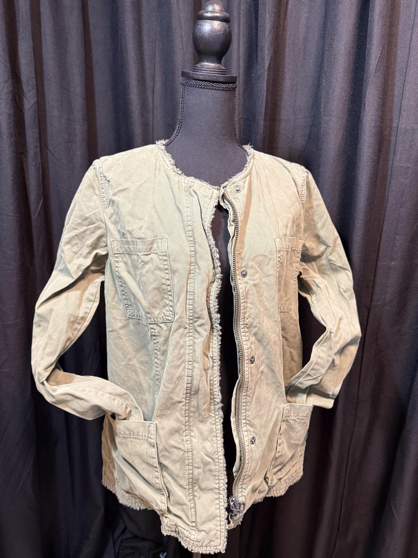 Vintage Olive Military Utility Jacket M BANANA REPUBLIC – Collarless Multi Pocket Field Jacket – Fortunate Son Inspo Closet