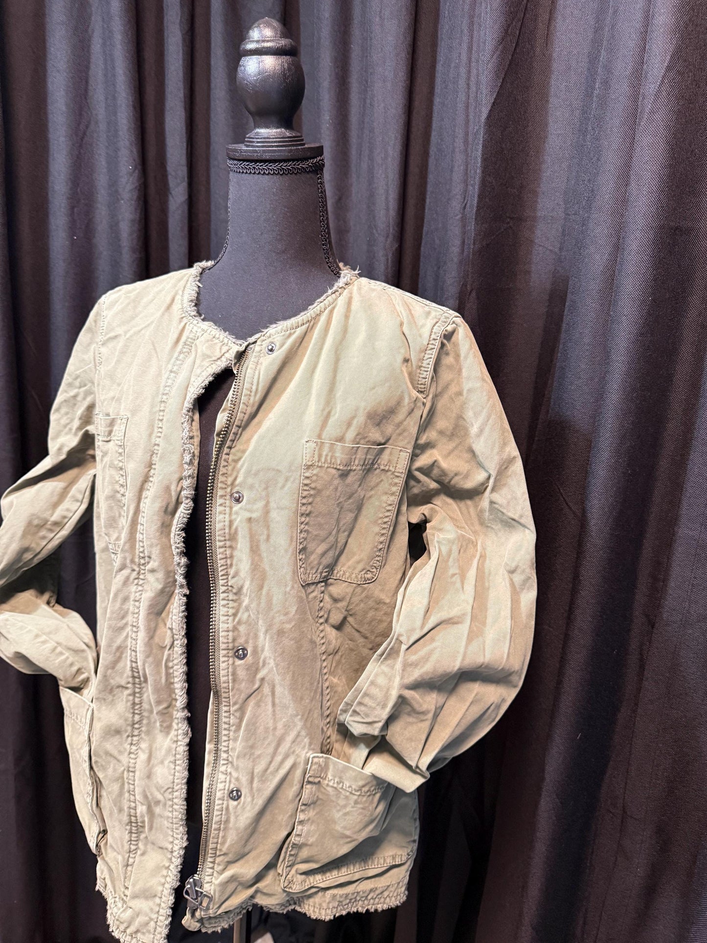 Vintage Olive Military Utility Jacket M BANANA REPUBLIC – Collarless Multi Pocket Field Jacket – Fortunate Son Inspo Closet