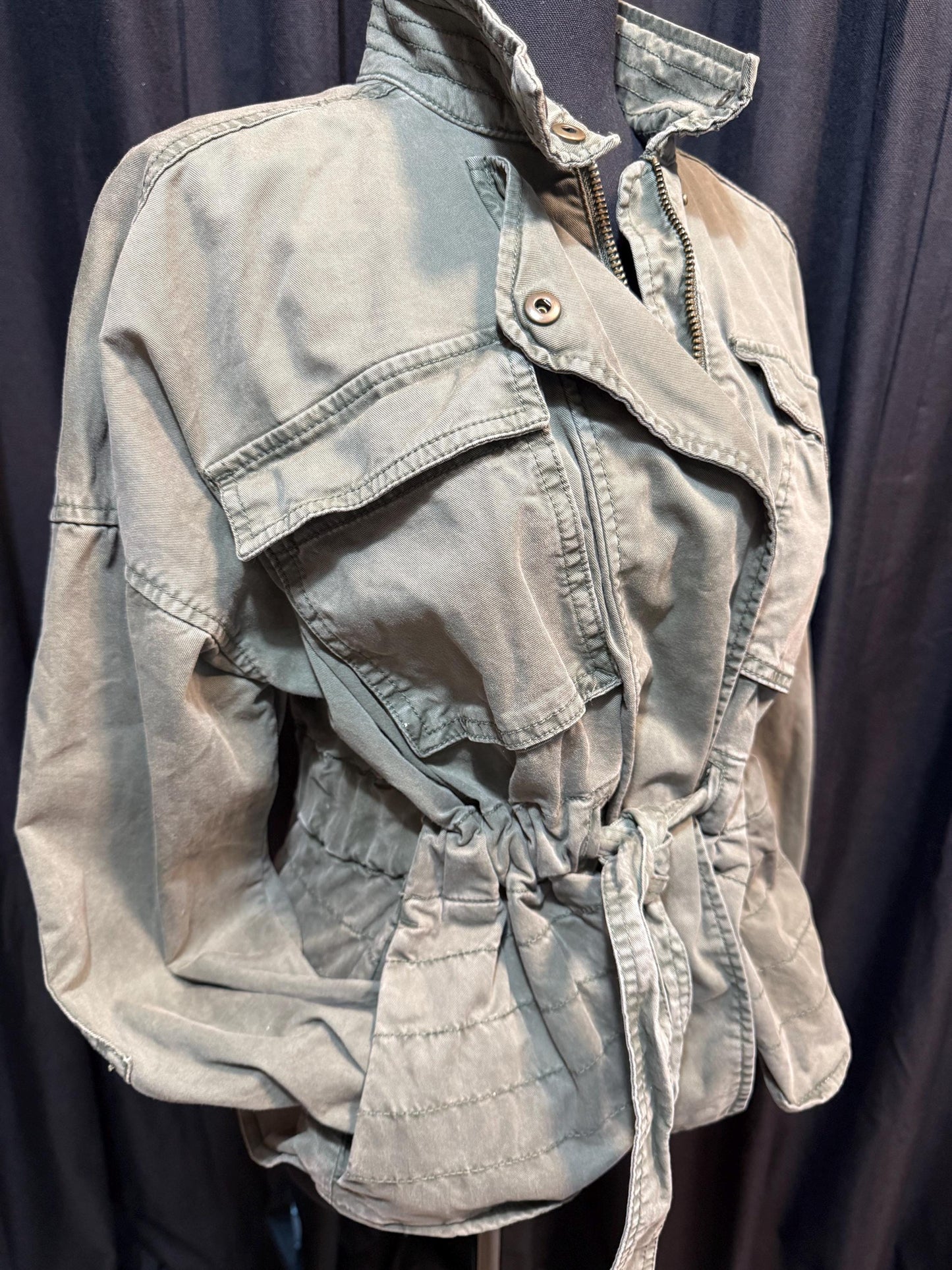 Vintage Olive Military Utility Jacket XS GAP – Belted Naru Collar Field Jacket – Fortunate Son Inspo Closet