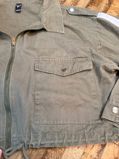 Vintage Olive Military Utility Jacket L WINDSOR – Cropped Drawstring Field Jacket – Fortunate Son Inspo Closet