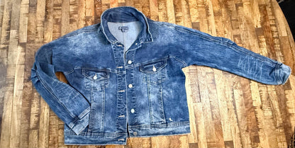 Vintage Denim Jacket M DEMOCRACY – Medium-Dark Wash Women's Jean Jacket – Forever in Blue Jeans Inspo Closet