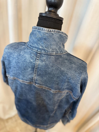 Vintage Denim Jacket M DEMOCRACY – Medium-Dark Wash Women's Jean Jacket – Forever in Blue Jeans Inspo Closet